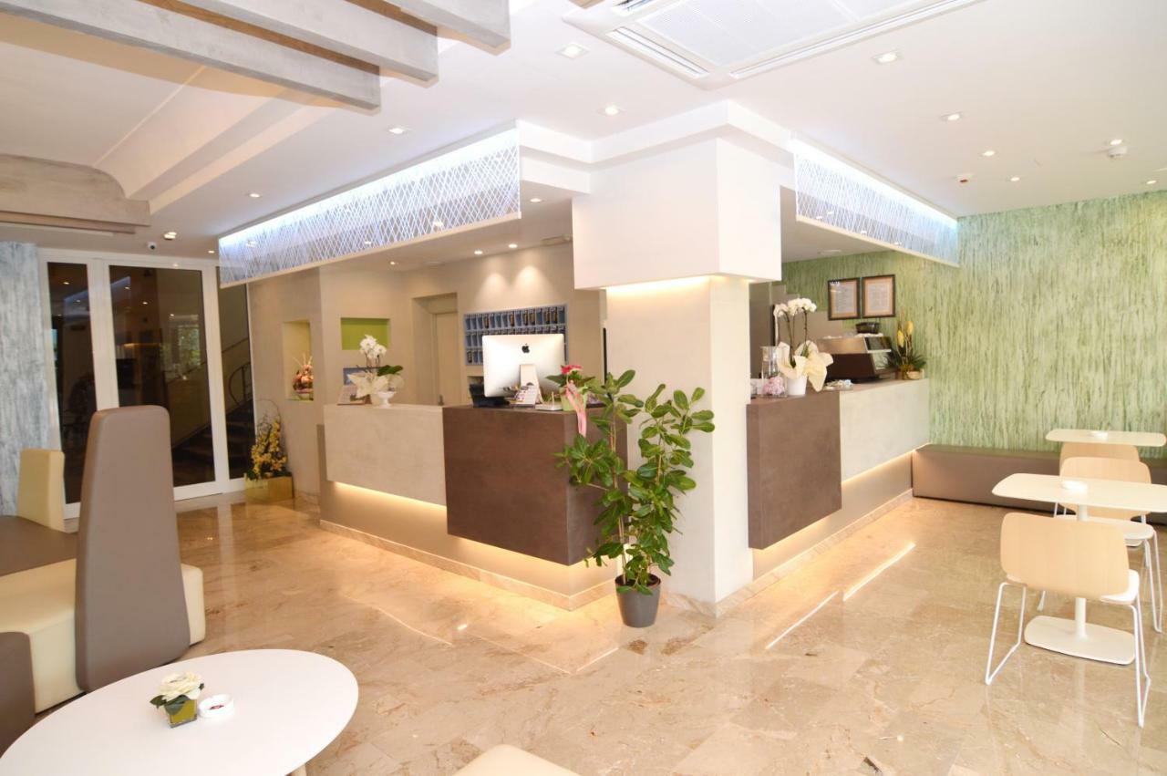 Hotel Adele Bellaria-Igea Marina Exteriér fotografie